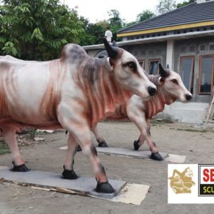 Kelik Studio Semar Mesem Patung Sapi Nomor Kontak