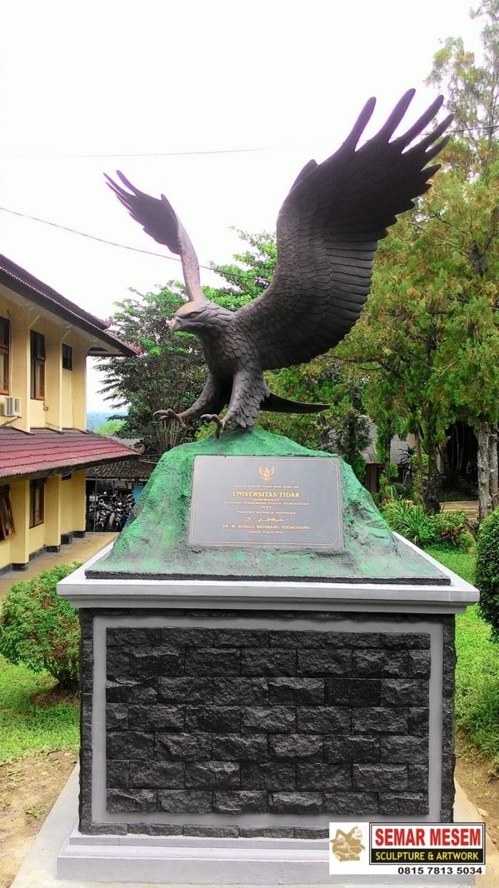 kelik-studio-semar-mesem-patung-rajawali-magelang-patung-garuda-bali