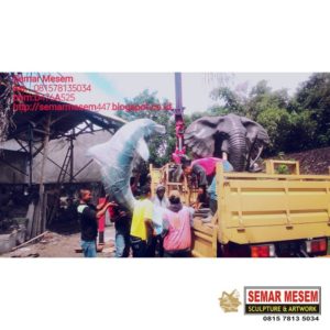 Kelik Studio Semar Mesem Patung Gajah Dan Lumba Lumba Patung Dari Fiberglass