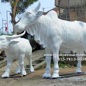 Alamat Patung Sapi Sejarah Patung Sapi Patung Anak Sapi