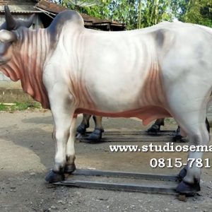 Patung Karapan Sapi Di Surabaya Patung Karapan Sapi Patung Sapi Pujon