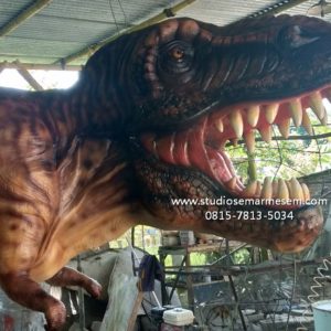 Patung Dinosaurus Bergerak Membuat Dinosaurus