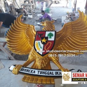 Pembuat Lambang Garuda Pancasila Patung Garuda Patung Fiber