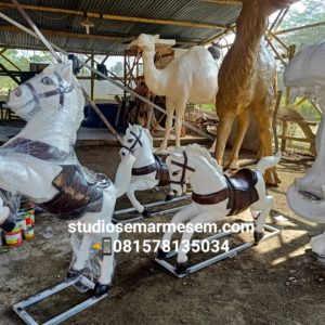 Patung Kuda Emas Patung Kuda Fengshui Foto Patung Kuda