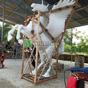 Patung Kuda Sayap Hargapatungfiberglass Hargapatungfiberglass