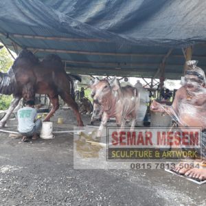 Jual Patung Kuda Fiber Sewa Patung Fiber Jasa Patung